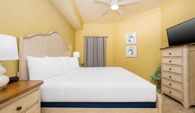 See why our guests chose this one! Phoenix On The Bay 1131