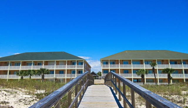 Dauphin Island Beach Club 101A Walk right out to Pools and Beach!