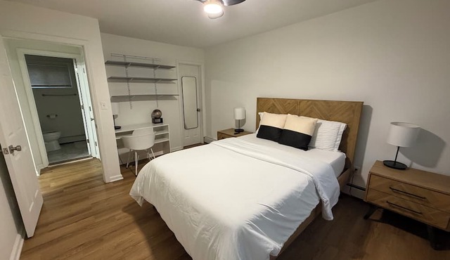 Charming 1BR Apt in Royal Oak, MI