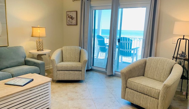 Gulf-Front 1BR Condo, Small-Dog Friendly, Free Daily Activities