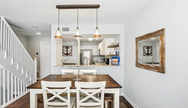 Dolphin Bay- 2BR/2.5BA Perdido Key Bayfront home