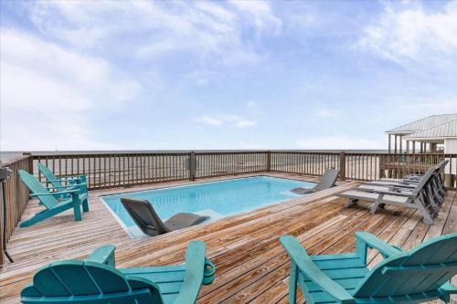 Breeze Away - 2525 Bienville Blvd